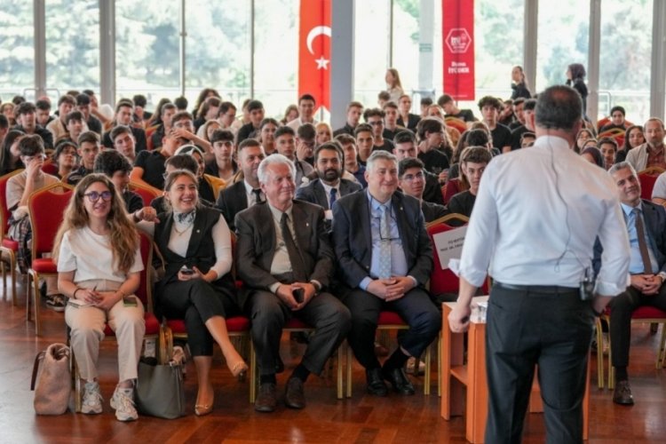 Bursa İTÜ Mezunları Derneği öğrencilerinden çok yönlü gelişimine destek