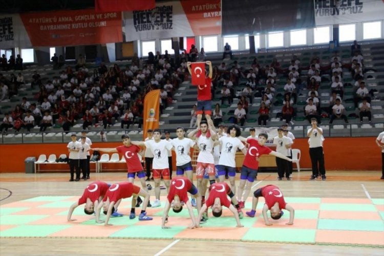 İnegöl'de 19 Mayıs coşkuyla kutlandı