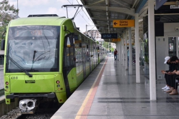 Bursa'da toplu taşıma durdu mu? Metro, otobüs çalışıyor mu?