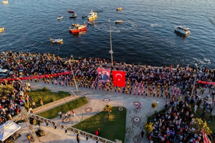 Gemlik'in genç sanatçıları, 19 Mayıs'ta yeteneklerini sergiledi