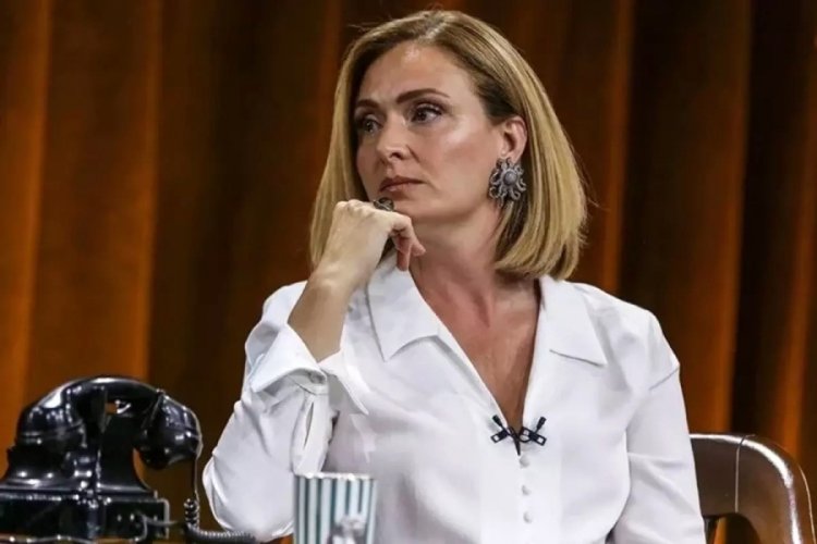 Ceyda Düvenci'den sürpriz kutlama