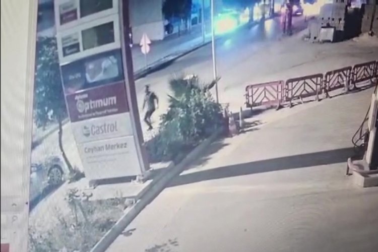 Sokakta karşılaştığı eski kocasını tabancayla vurdu... O anlar kamerada