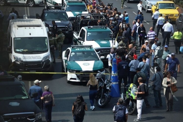 Meksiko'da belediye başkanının sekreteri ve danışmanı silahlı saldırıda öldü