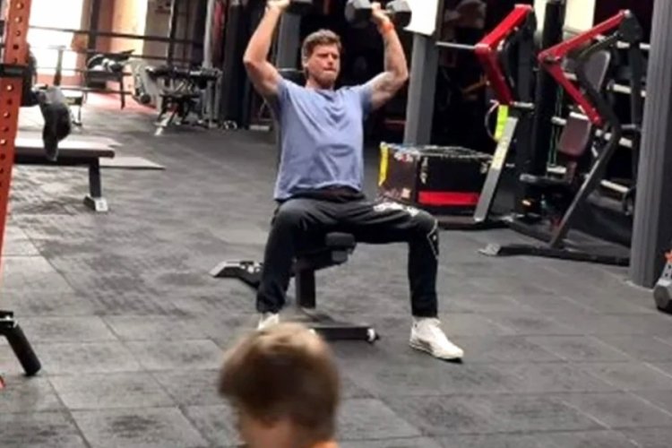 Kıvanç Tatlıtuğ ile oğlu Kurt Efe spora gitti!