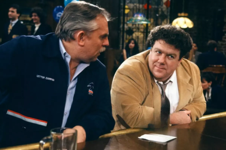 Dünyaca ünlü oyuncu George Wendt hayatını kaybetti