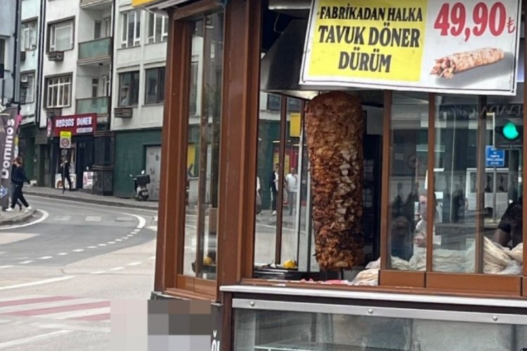 Bursa'nın göbeğinde tavuk döner skandalı! Ölümcül hamle tepki topladı...