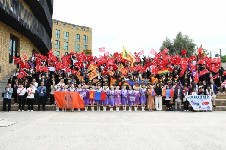 Dünyanın dört bir yanından gelen gençler Bursa'da buluştu
