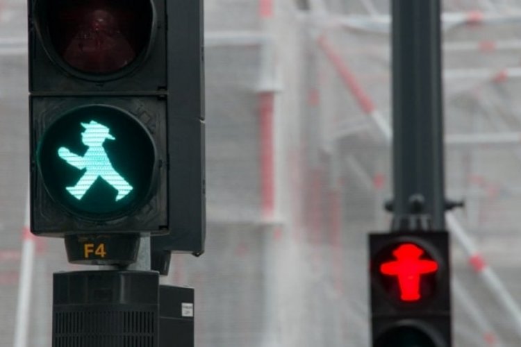 Bir devrin sonu: Trafik ışıkları değişti