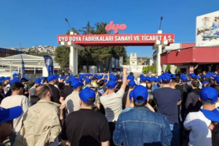 Türkiye'nin ünlü boya fabrikasında işçiler ayaklandı!
