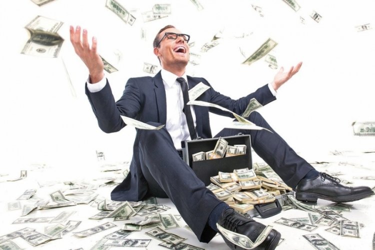 Bu insanlar günde 1 milyar dolar kazanıyor!