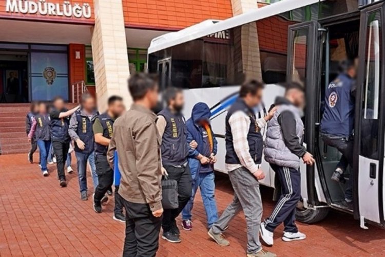 Büyü bozuculara şok operasyon!