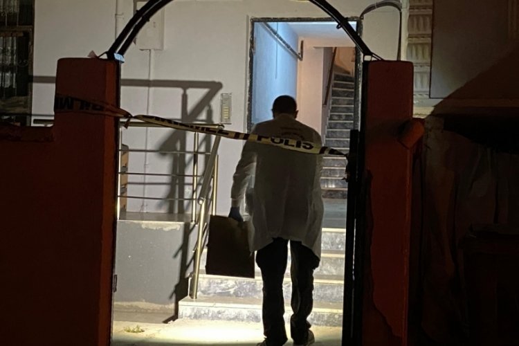 Kocaeli'de bir kişi evinde silahla vurulmuş halde bulundu