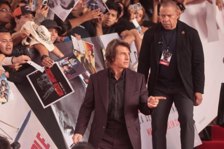 Tom Cruise'dan Babalar Günü sorusuna tuhaf yanıt