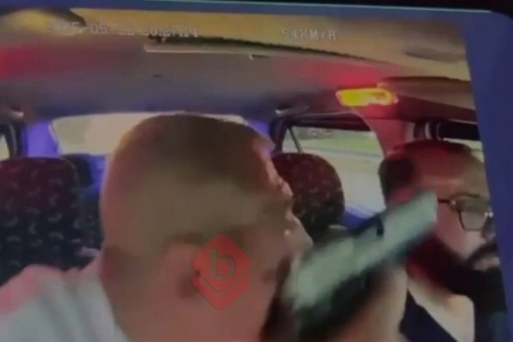 Bursa'da takside gasp dehşeti! Silahını çekti, ölümle tehdit etti...