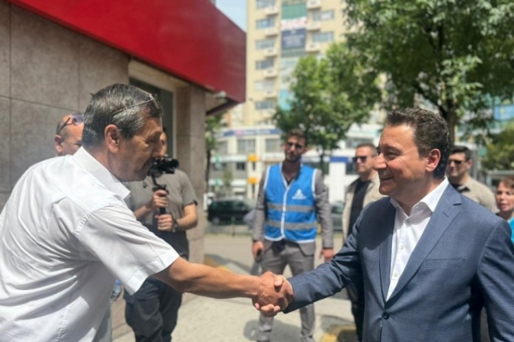 DEVA Partisi Başkanı Babacan, Bursa'da esnafı ziyaret etti