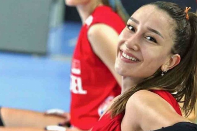 Hande Baladın'ın ayrıldığını duyurdu!