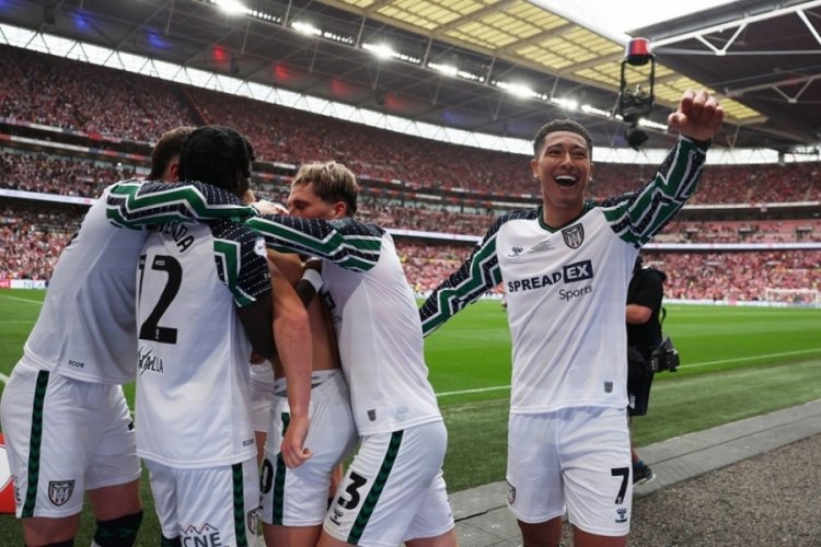 Sunderland yıllar sonra Premier Lig'de!