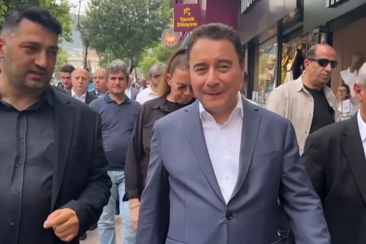 DEVA Partisi Genel Başkanı Babacan, Bursa'da temaslarda bulundu