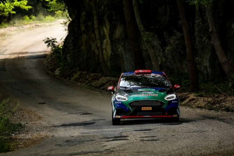 Castrol Ford Team Türkiye, Yeşil Bursa Rallisi'nde Markalar Kupası'nı kazandı