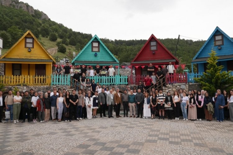 Bursa'nın ilk verimlilik hackathonu Gürsu'da gerçekleştirildi!