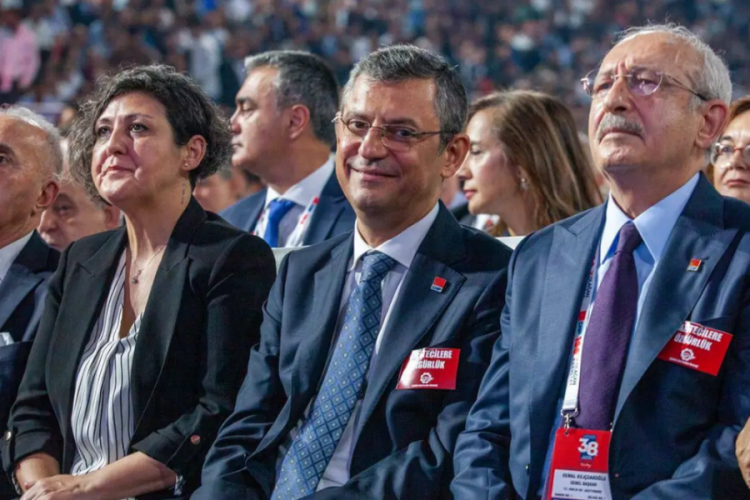 CHP kurultayına ilişkin açılan dava ertelendi!