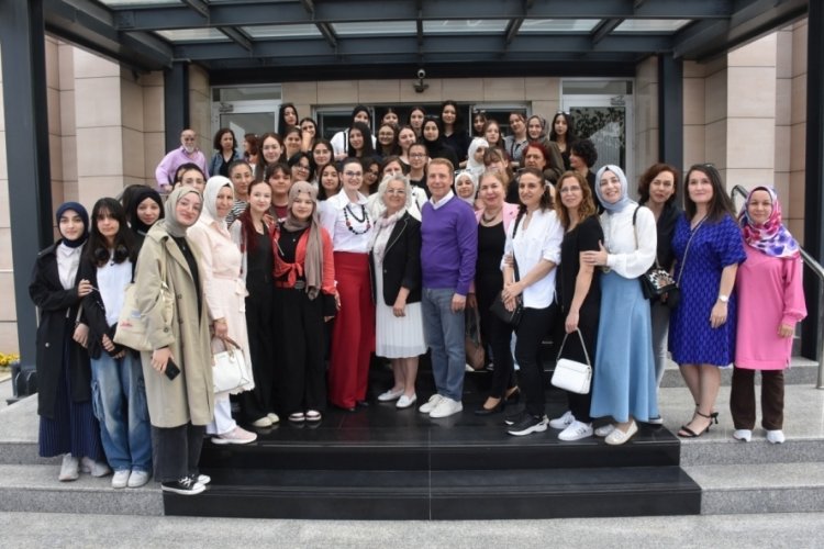 Geleceğin tasarımcıları Atıl Kutoğlu ile buluştu