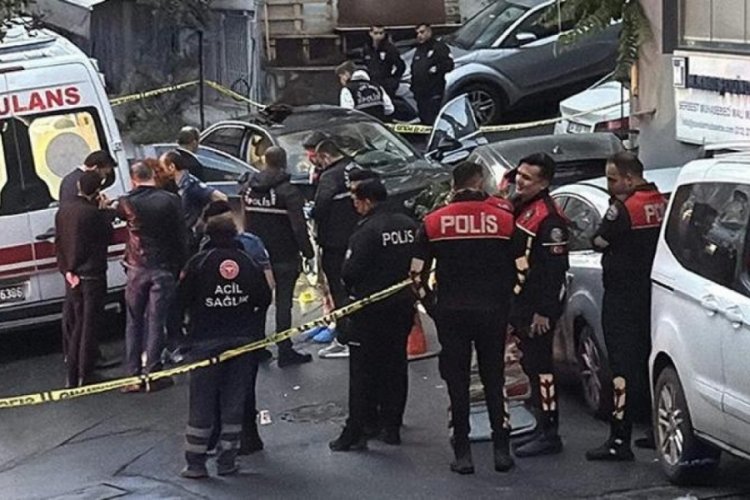İstanbul Kağıthane'de ölüm pususu! Otomobile kurşun yağdırdılar: 1 ölü