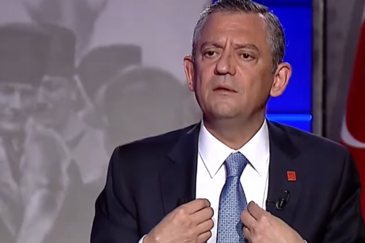 CHP lideri Özgür Özel'den canlı yayında dikkat çeken açıklamalar