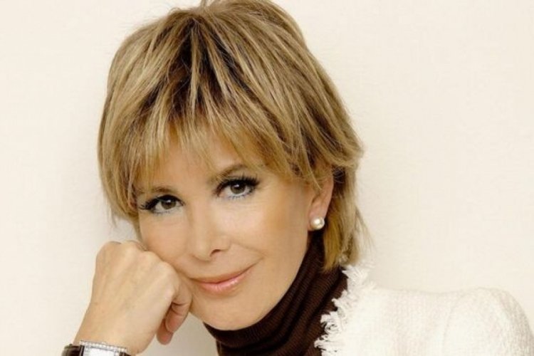 Filiz Akın'ın anısına sanat salonu açıldı