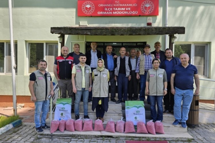 Orhaneli'de çiftçilere kuru fasulye desteği