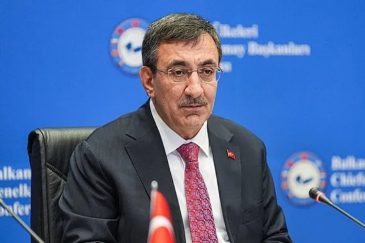 Cumhurbaşkanı Yardımcısı Cevdet Yılmaz'dan 'Terörsüz Türkiye' mesajı
