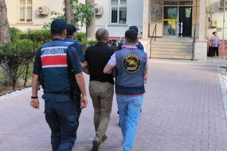 Her gün işe gider gibi hırsızlığa gitti! Tam 20 milyonluk vurgun yaptı