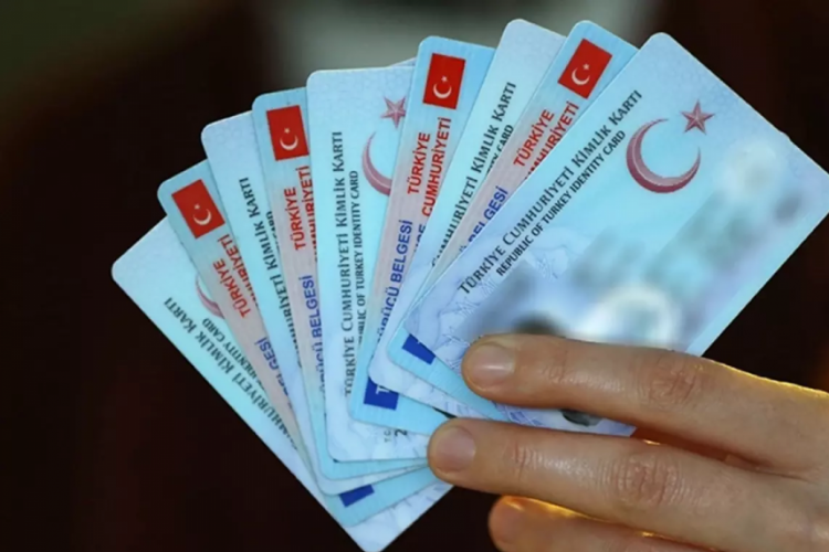 Yüz binlerce kişinin beklediği ehliyet düzenlemesine veto