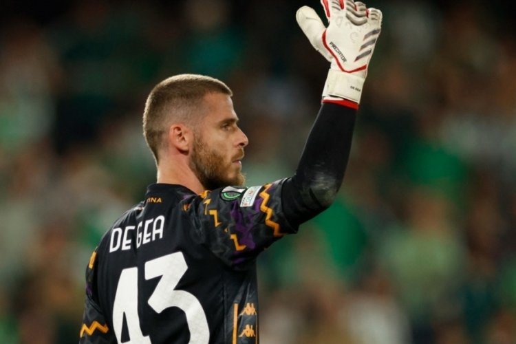 De Gea Fiorentina'da kaldı