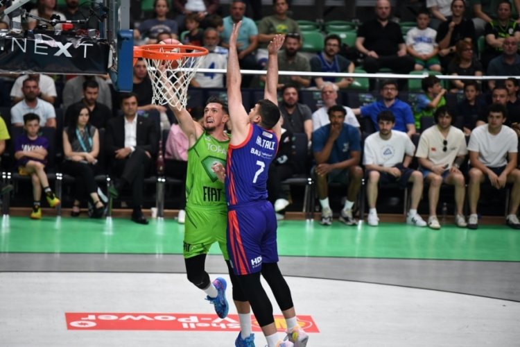 TOFAŞ yarı final peşinde