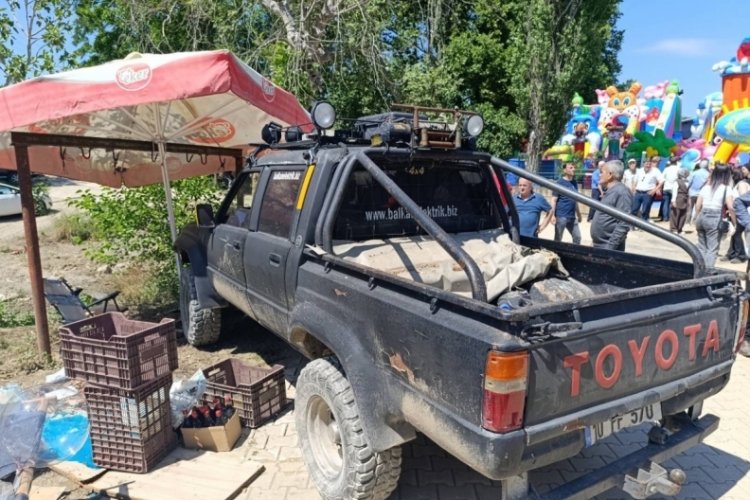 Bursa'da ehliyetsiz sürücü dehşeti! İki çocuk yaralı