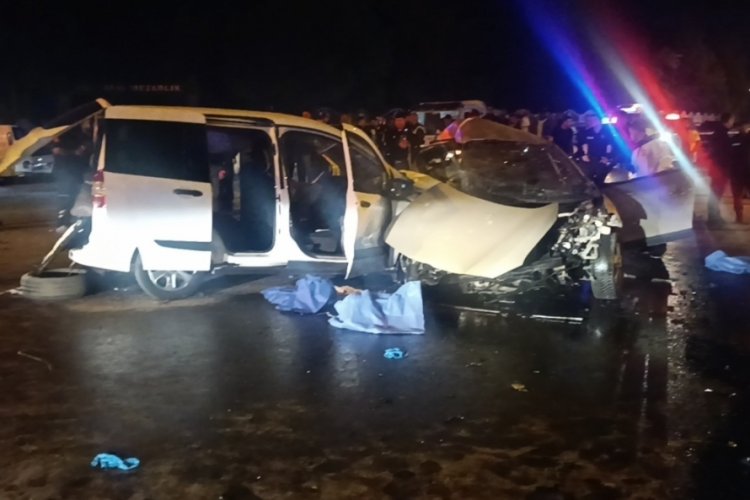 Yürekleri yakan kaza! İkisi çocuk çok kişi hayatını kaybetti