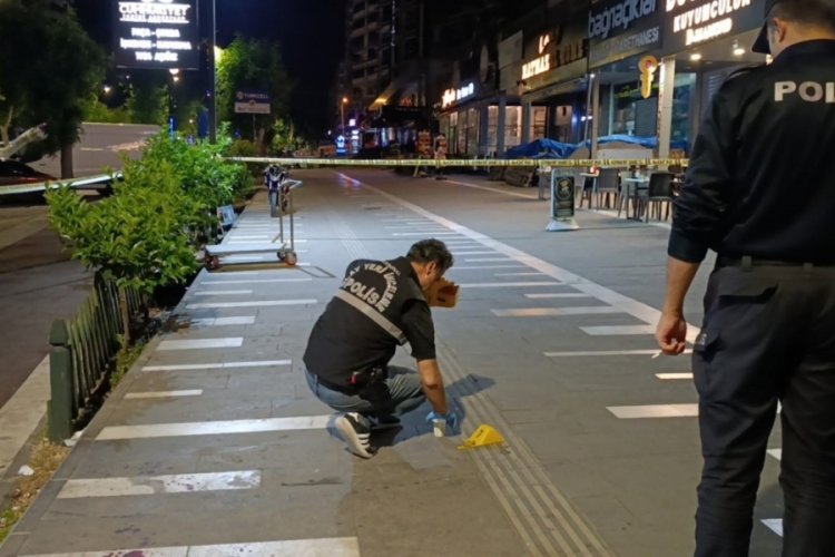 Dehşet anları! Kavga kanlı bitti: 1 ölü