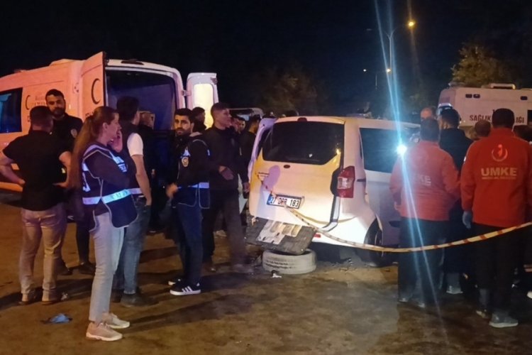 Kafa kafaya çarpışan kazada can pazarı!