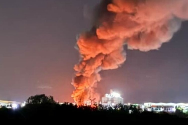Kimya fabrikasında korkutan yangın!