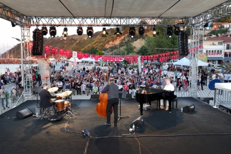 Zeytinin evi, festivalin sahnesi oldu