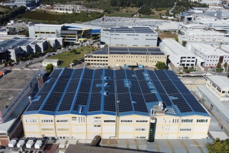 CW Enerji'den yerli ve milli panellerle sıfır karbon hedefine bir adım daha