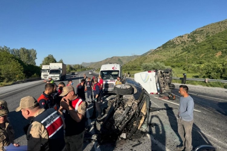 Bitlis'te feci kaza: 2 ölü, 2 yaralı