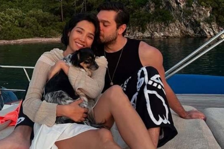 Aybüke Pusat ile Furkan Andıç'tan aşk dolu tatil paylaşımı