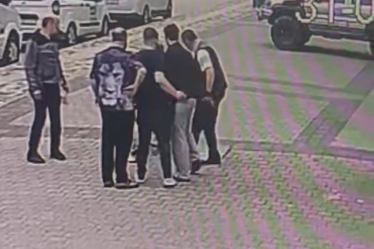 Bursa'da hırsız suçüstü yakalandı! Sonrası meydan dayağı...
