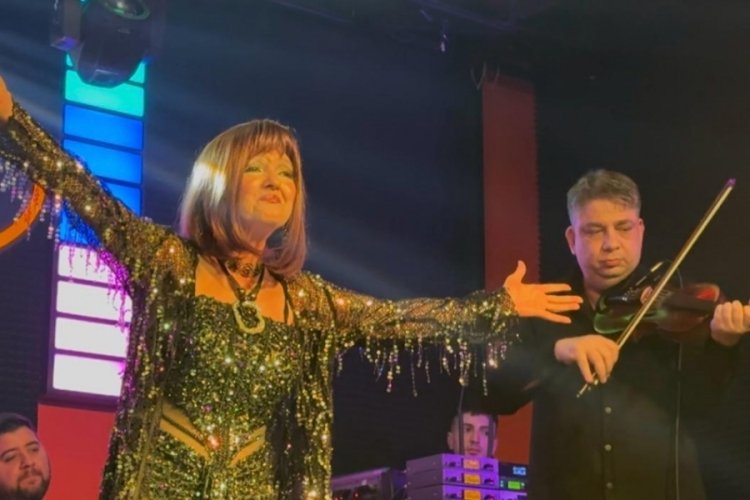Gülden Karaböcek, 43 yıl önce izdiham yaşanan konserini unutamıyor!