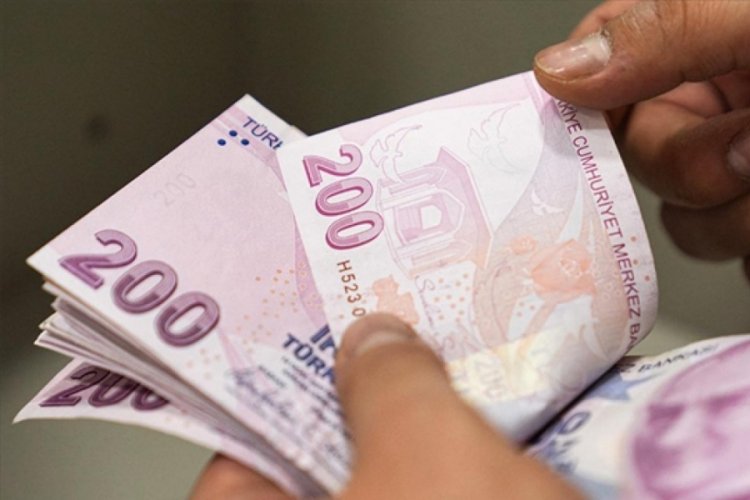 Yaşlı ve engelli aylıkları hesaplara yatırıldı