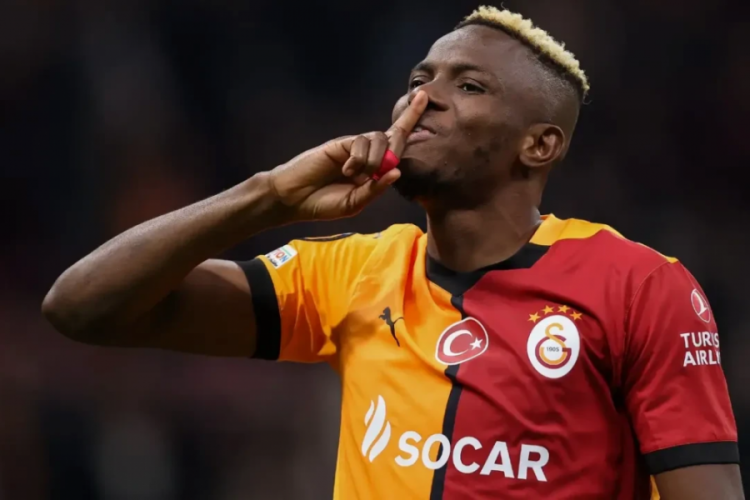 Fenerbahçe, Victor Osimhen'den gelecek haberi bekliyor! Forvet transferinde sürpriz var...