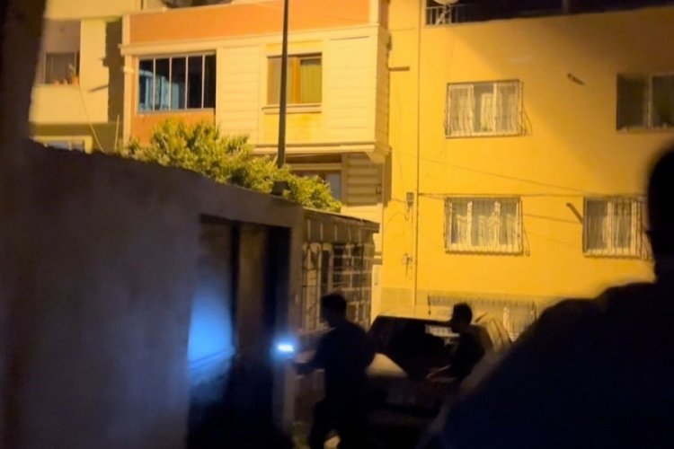 Bursa'da gece yarısı sıcak dakikalar! Yakalanma anı kamerada...