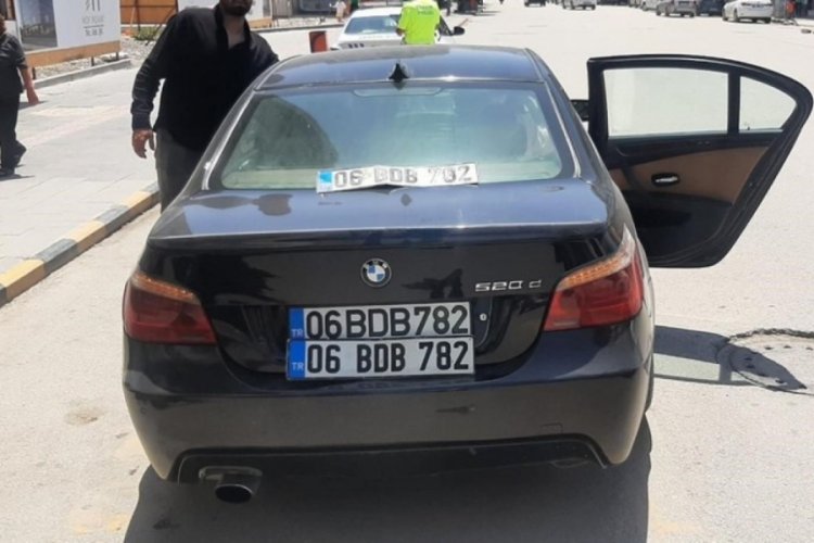 Plakası gözükmesin diye her şeyi yaptı, cezadan kaçamadı